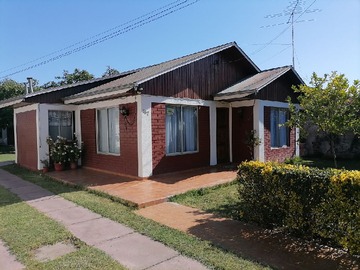 Casa en venta en Amplia Propiedad en Centro de Maipú - 5 dormitorios, 2 baños
