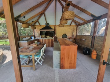 Terreno en venta en Quincho, sala de juegos, piscina (156757), Paine - 5 dormitorios, 4 baños