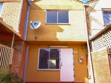 Casa en venta en Villa Hernán días arrieta, Maipú - 2 dormitorios, 1 baño