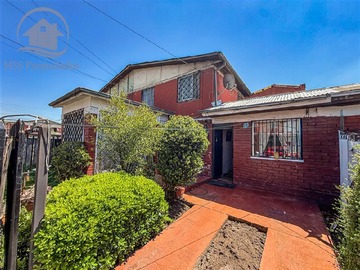 Casa en venta en Metro Elisa Correa, Puente Alto - 2 dormitorios, 1 baño