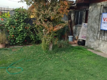 Casa en venta en Av. Las parcelas, Estación Central - 4 dormitorios, 2 baños