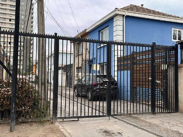 Casa en venta en Casa Sólida con Vista al Hipodromo! (170883), Santiago - 6 dormitorios, 3 baños