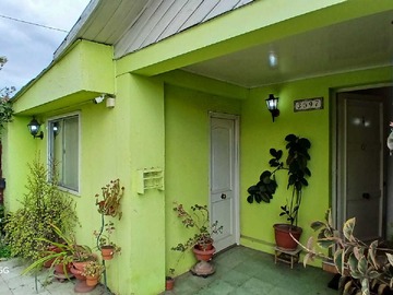 Casa en venta en Se Vende amplia casa 4D/2B Estacionamientos (114695), Macul - 4 dormitorios, 2 baños