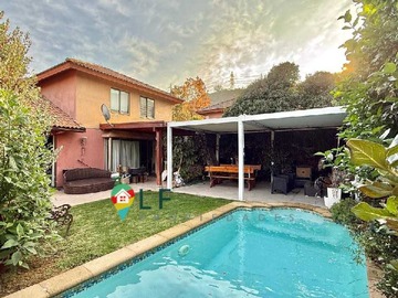 Casa en venta en hermosa casa, remodelada, amplia, ubicación (108217), Huechuraba - 3 dormitorios, 3 baños