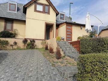 Casa en venta en Camino de las araucarias con nueva maría angélica, La Florida - 3 dormitorios, 3 baños