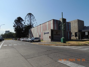 Bodega en arriendo mensual en Espaciosa Bodega de 460 m2 los gobelinos (150233), Renca