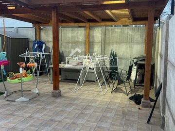 Casa en arriendo mensual en Hortensia Gallardo Díaz, Buin - 3 dormitorios, 2 baños
