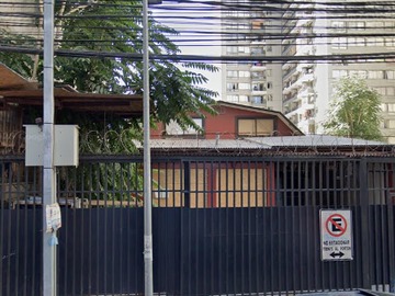 Casa en venta en Propiedad Comercial 350m Terreno / 280m. Estación Central - 3 dormitorios, 2 baños