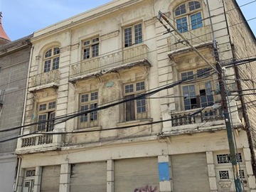 Terreno Industrial en venta en Bustamante/Marquez, Valparaíso - 14 dormitorios, 3 baños