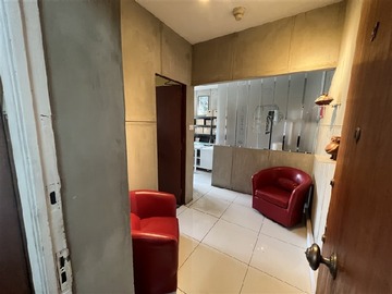 Oficina en venta en Metro moneda , nataniel cox, Santiago - 1 dormitorio, 2 baños