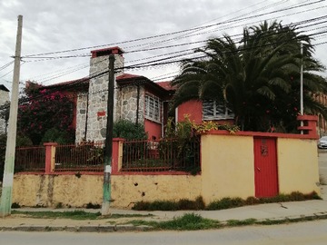 Casa en venta en Casa a la Venta, En José Joaquín Pérez, Valparaiso - 3 dormitorios, 2 baños