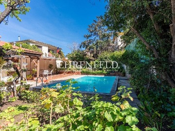 Casa en venta en Viña del Mar, Agua Santa, Viña del Mar - 6 dormitorios, 3 baños
