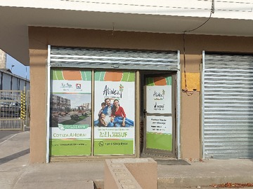 Local Comercial en arriendo mensual en Local en Calle 21 de Mayo a 1cuadra del H. Boston y a 4 del Lider - 1 dormitorio, 1 baño