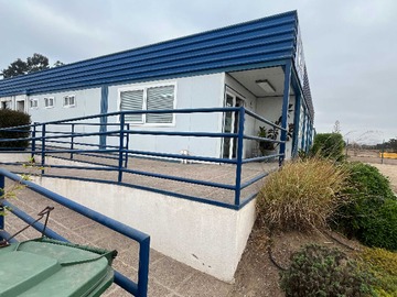Terreno Industrial en arriendo mensual en Oficina con amplio estacionamiento en arriend (93092), La Serena - 7 baños