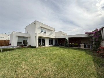 Venta / Casa / Colina