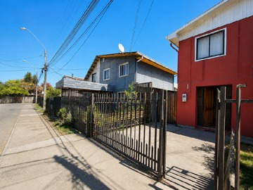 Casa en venta en J-514 1980, Curicó - 3 dormitorios, 2 baños