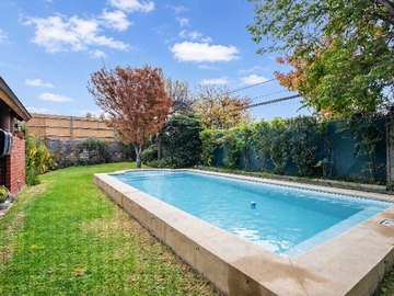 Casa en venta en Gran Oportunidad de Inversión Inmobiliaria (168475), Las Condes - 6 dormitorios, 4 baños