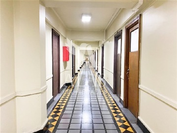 Oficina en venta en Metro Universidad de Chile |Oficina en Venta| Santiago | Alas Propiedades, Santiago - 2 dormitorios, 1 baño