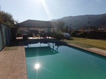 Casa en venta en Avenida Granizo 6660, Olmué - 3 dormitorios, 1 baño