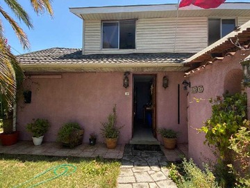 Casa en venta en Amplia casa esquina en Llico con V. Mackenna (172921), San Joaquín - 3 dormitorios, 2 baños
