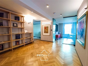 Oficina en venta en Barrio el golf, Las Condes - 4 dormitorios, 2 baños