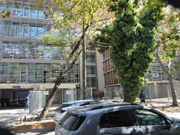 Local Comercial en arriendo mensual en Condell, Providencia - 2 baños