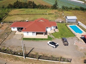 Casa en venta en Santa rita, Pelarco - 3 dormitorios, 2 baños