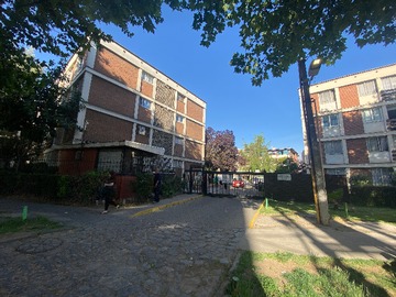 Departamento en venta en Lo Encalada 140, Ñuñoa - 3 dormitorios, 2 baños