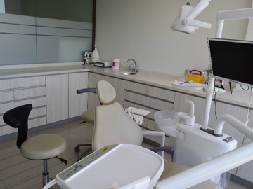 Oficina en venta en Clinica Dental equipamiento de primer nivel (162523), Lo Barnechea - 4 dormitorios, 2 baños