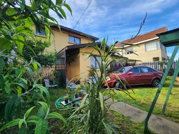 Casa en venta en Laguna grande, San Pedro de la Paz - 3 dormitorios, 2 baños