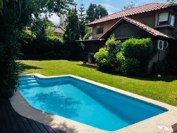 Casa en venta en Santa ines, Huechuraba - 4 dormitorios, 3 baños