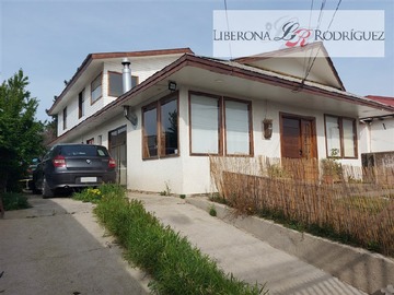 Casa en venta en Casa en Belloto Norte, Quilpué - 7 dormitorios, 3 baños