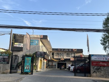 Local Comercial en venta en Avenida central con segunda transversal, Maipú - 9 dormitorios, 9 baños