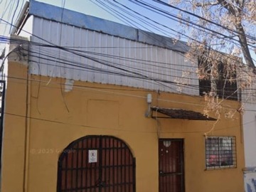 Casa en venta en Cautin 1075, Santiago - 3 dormitorios, 2 baños