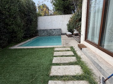 Casa en venta en Acogedora La Reina Condominio 3 pisos piscina (171511), La Reina - 3 dormitorios, 3 baños