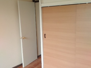 Departamento en arriendo mensual en Arriendo Amplio Departamento Kpd Belloto Sur - 3 dormitorios, 1 baño