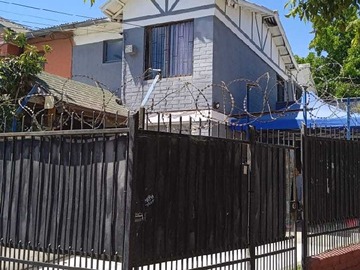 Casa en venta en Casa 4d 2b 3 E Puente Alto (80637), Puente Alto - 4 dormitorios, 2 baños