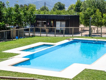 Casa en venta en Complejo 6 Cabañas Casablanca 2 Ha (75759), Casablanca - 12 dormitorios, 8 baños