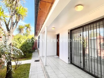 Casa en venta en Barrio el tenis, Rancagua - 5 dormitorios, 2 baños