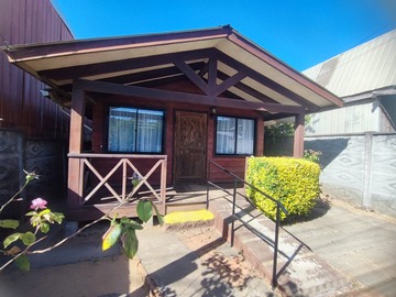 Casa en venta en Pedro Leon Ugalde, Tomé - 2 dormitorios, 2 baños