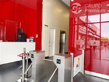 Oficina en venta en Oficina con 3 privados con la mejor conectividad en estacion central, Estación Central - 3 dormitorios, 2 baños