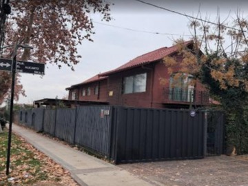 Casa en venta en El Alicanto, La Reina - 5 dormitorios, 5 baños