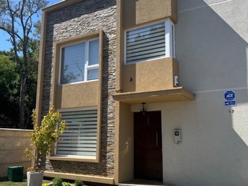 Casa en venta en camino botrolhue 670, Temuco - 3 dormitorios, 3 baños