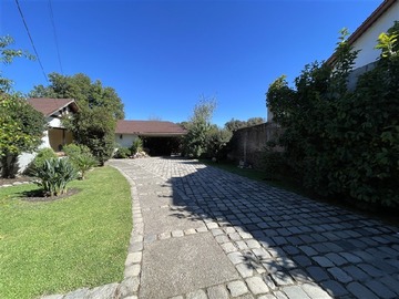Casa en venta en Estadio Español, Linares - 4 dormitorios, 4 baños
