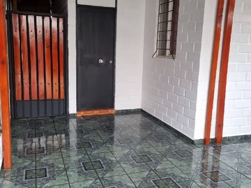 Casa en venta en Los Glaciares, Maipú, Región Metropolitana de Santiago 9250000, Chile, Maipú - 3 dormitorios, 1 baño