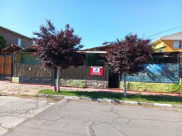 Casa en venta en Casa centro de maipu con gran terreno 300 m2 4000 uf, Maipú - 3 dormitorios, 1 baño