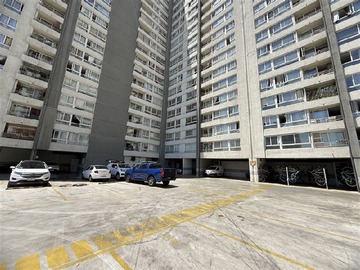 Departamento en arriendo mensual en Liquidacion Santa Rosa 991 más estacionamiento, Santiago - 1 dormitorio, 1 baño