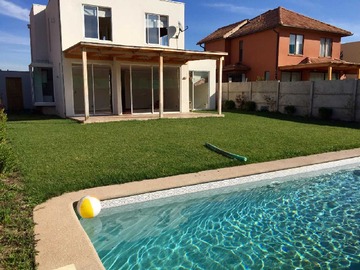 Arriendo Mensual / Casa / Colina