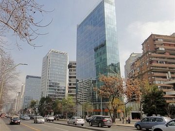 Oficina en arriendo mensual en Edificio Las Torcazas/ Metro Alcántara, Las Condes - 8 dormitorios, 3 baños