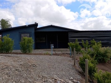 Parcela en venta en Lomas del Viento, Santa Ana de Caimaco, Quillón, Quillón - 4 dormitorios, 2 baños